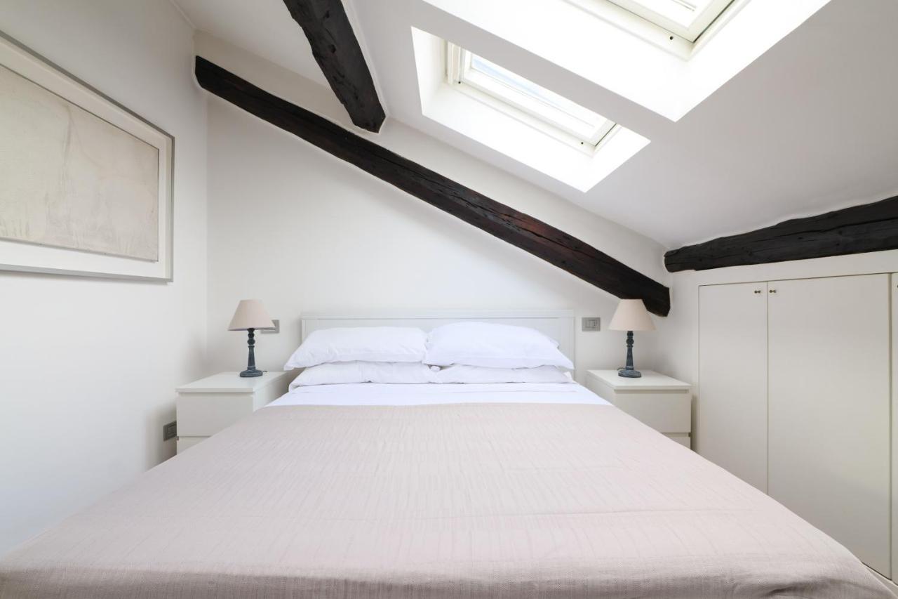 Elegant P.Venezia Attic Apartman Milánó Kültér fotó