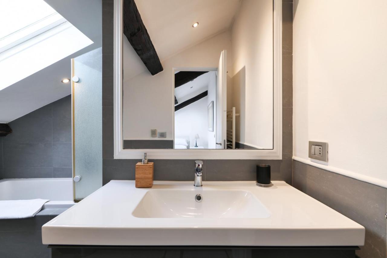 Elegant P.Venezia Attic Apartman Milánó Kültér fotó